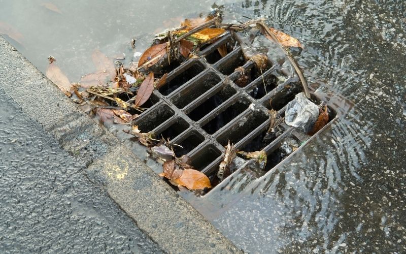 Canalisation bouchée conseils 2026