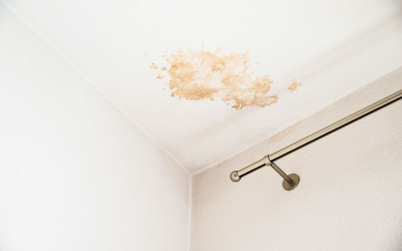 Fuite toiture et infiltration dans le Val-de-Marne